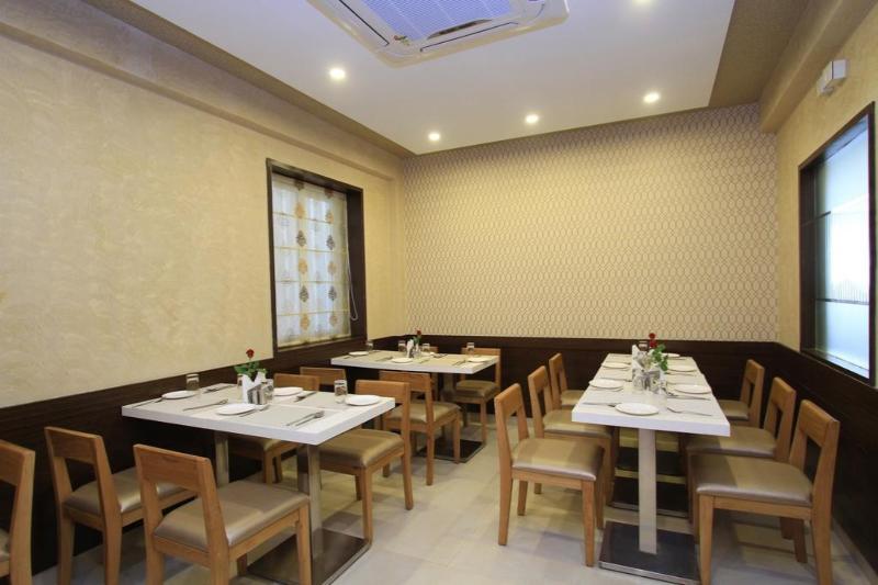 La Sara Hometel Bangalore Ngoại thất bức ảnh