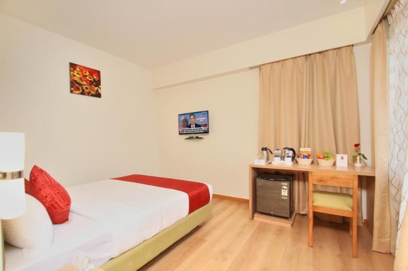 La Sara Hometel Bangalore Ngoại thất bức ảnh
